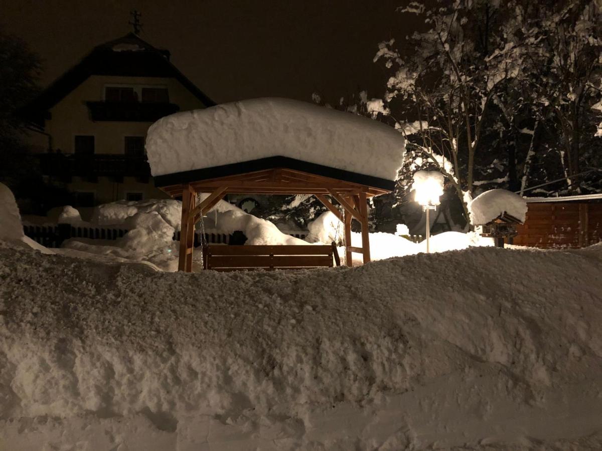 Gaestehaus Rader Weissbriach Bagian luar foto