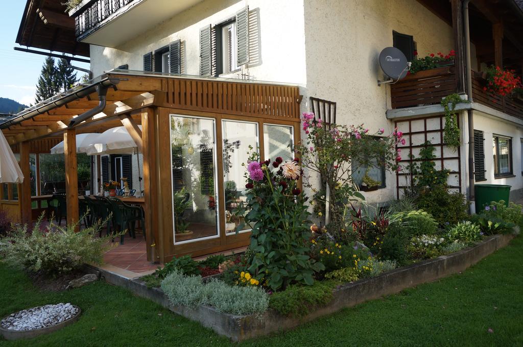 Gaestehaus Rader Weissbriach Bagian luar foto